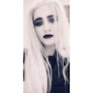 Meet your Posher, Brittney